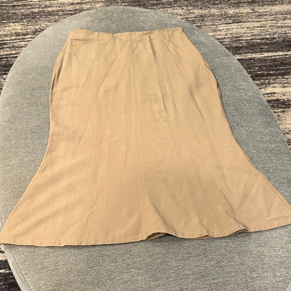 Zara Long Tan Skirt - Picture 1 of 6